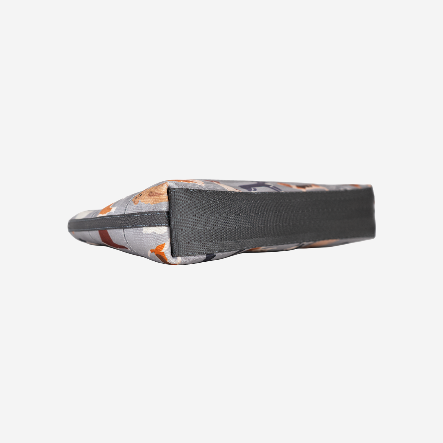 The bottom view of the Makeup Case in Top Dog