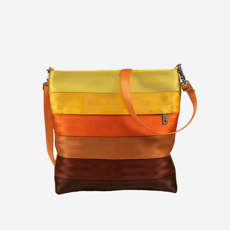 frontshotcrossbodyombre