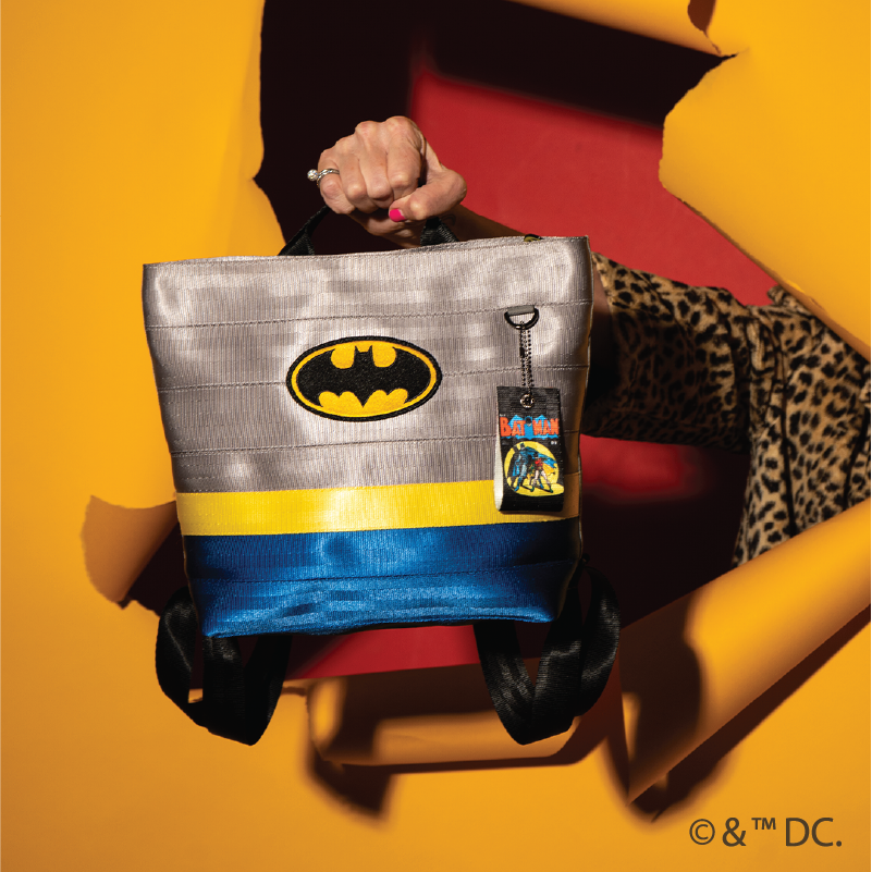 Batmanbackpackstreamlinelifestyle1