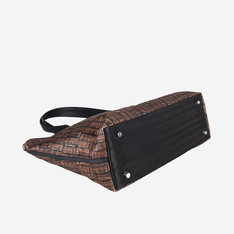 bottom view wanderer shag tiki