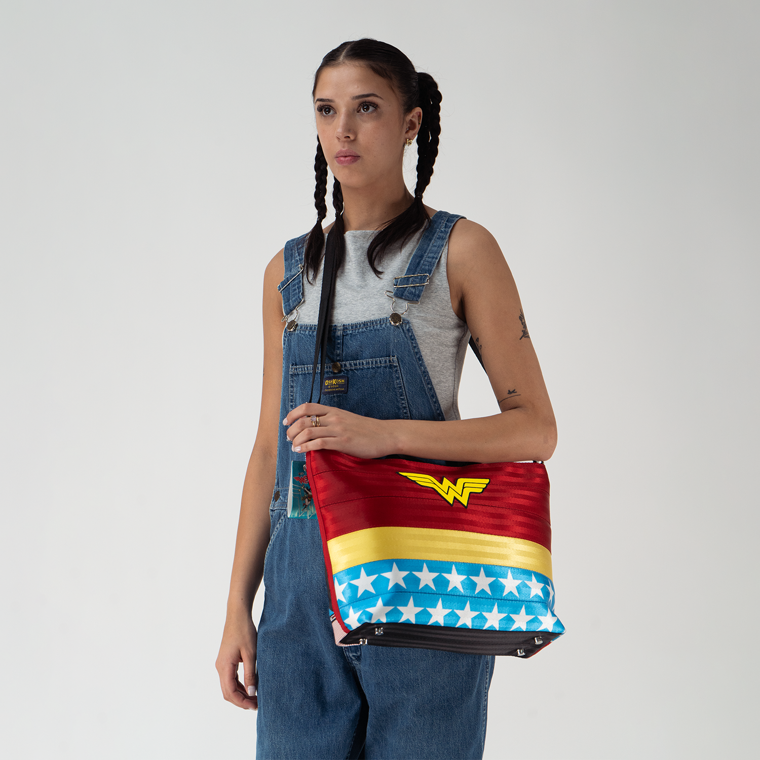 Wonder Woman Medium Streamline Tote on a model