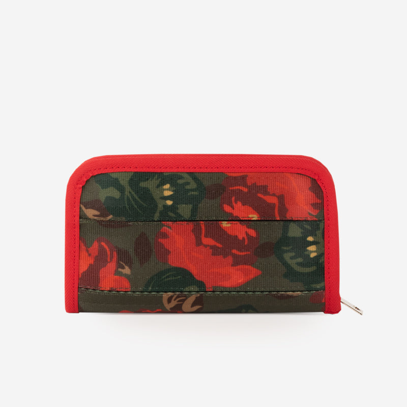 Camo Rosa  Classic Wallet Front View