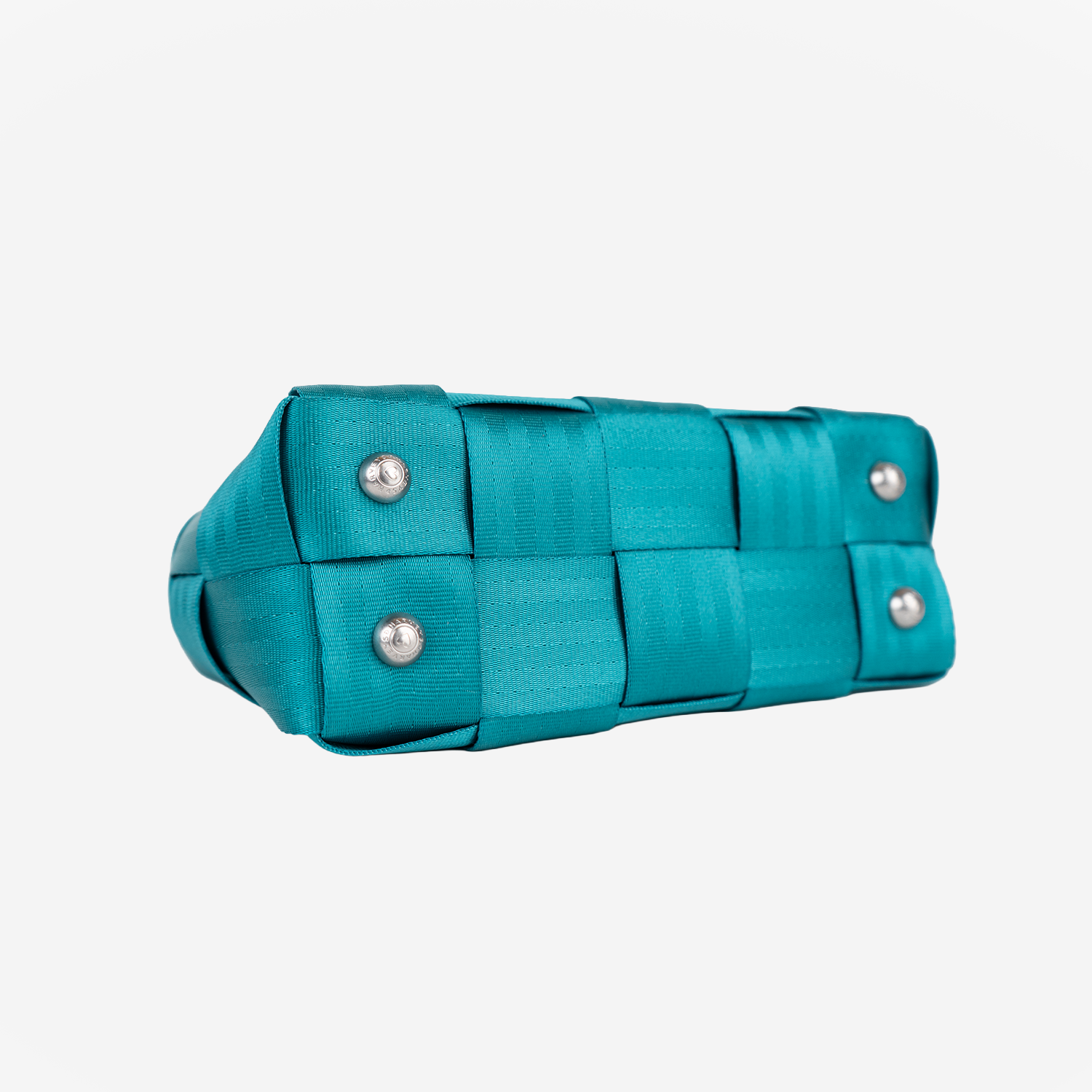 The bottom view of the Baguette in Aqua