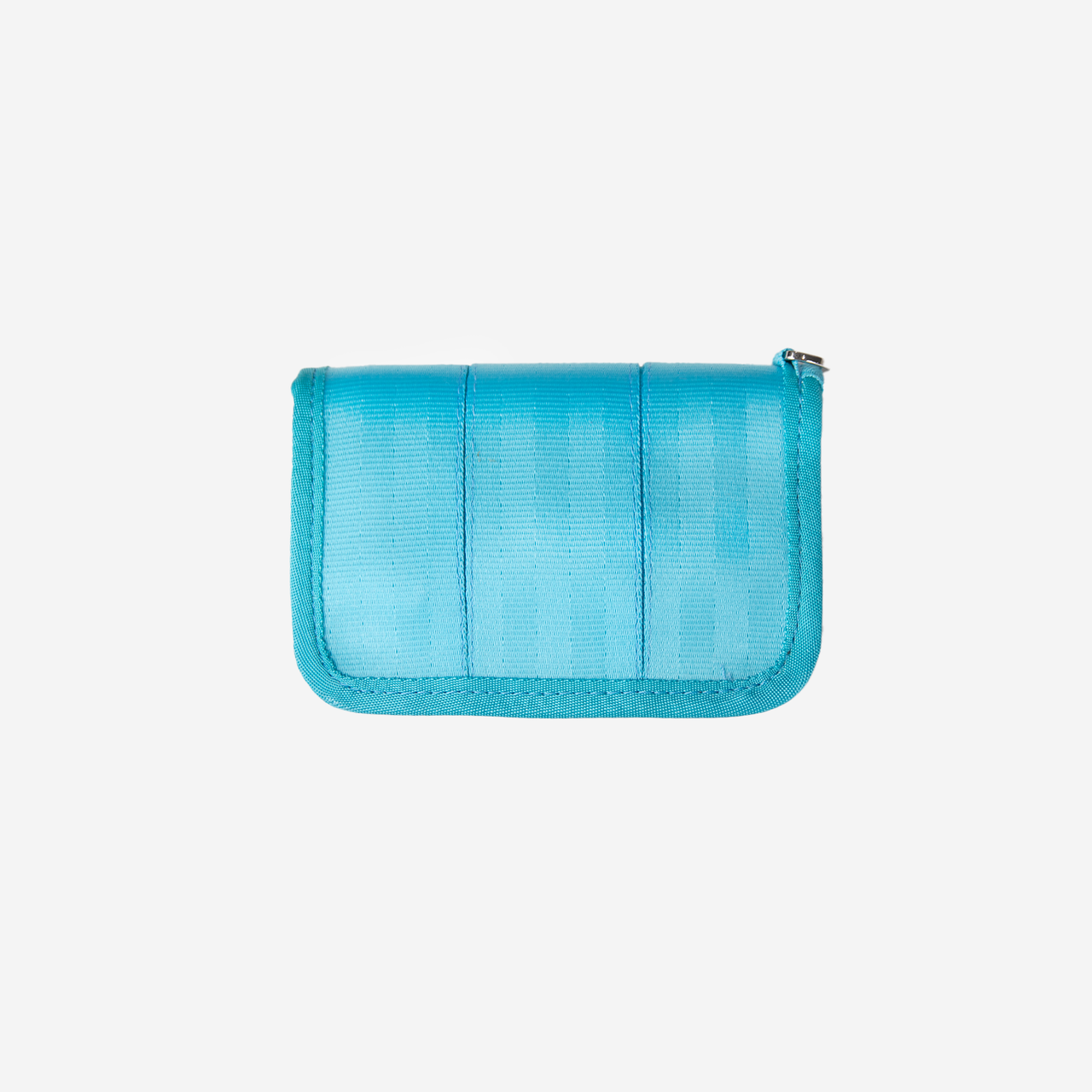 Front view of a Fun-size Wallet in the color Maliblue 