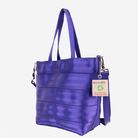 The side view of a Iris Rosie Tote