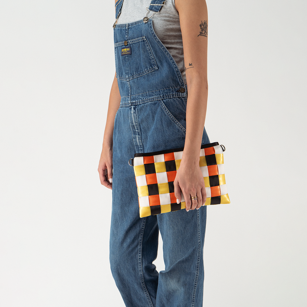 Large Hip Pack in Treat with a Model