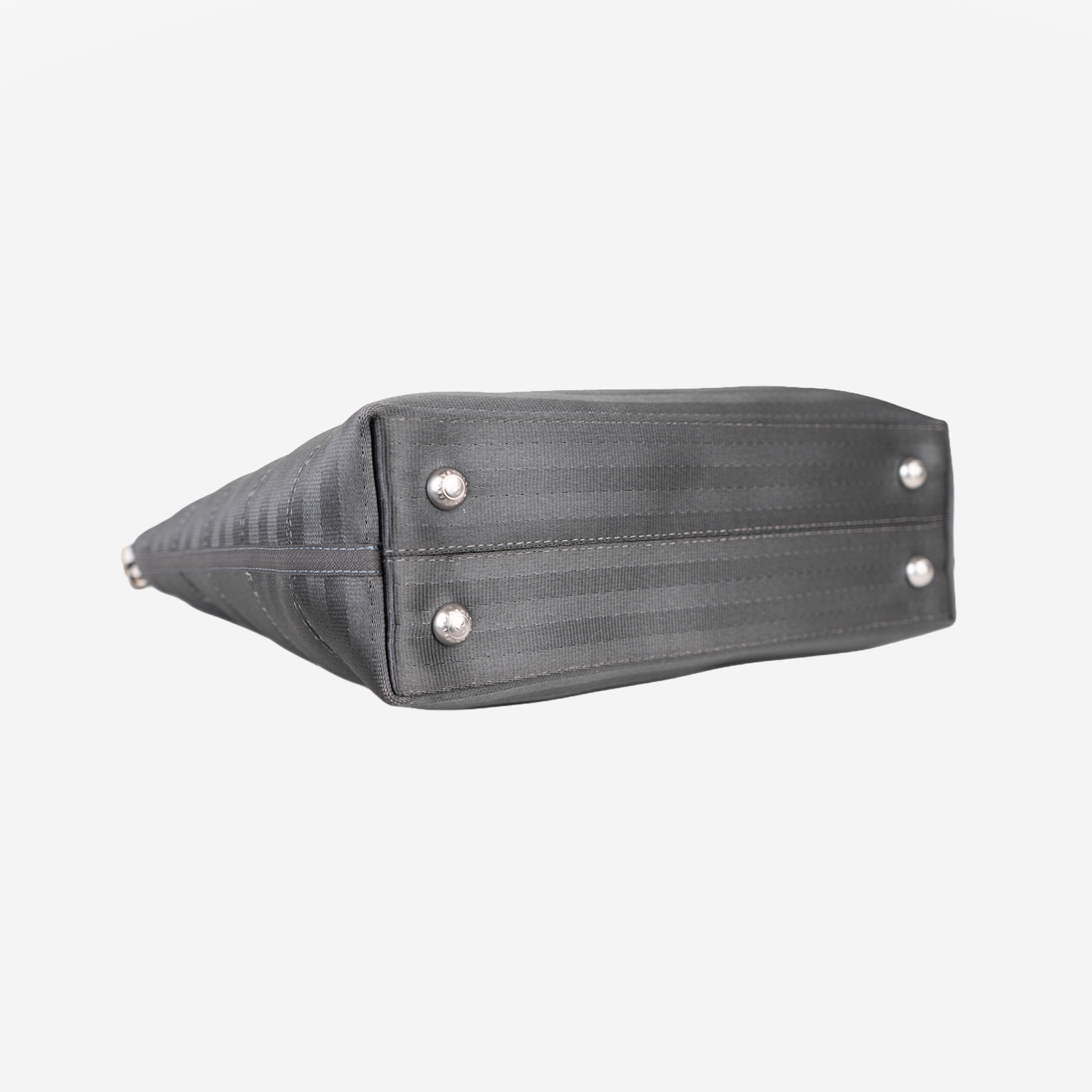 The bottom view of the Medium Streamline Tote in Storm