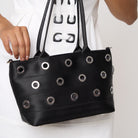 Model carrying PUNK'N streamline baguette grommet 