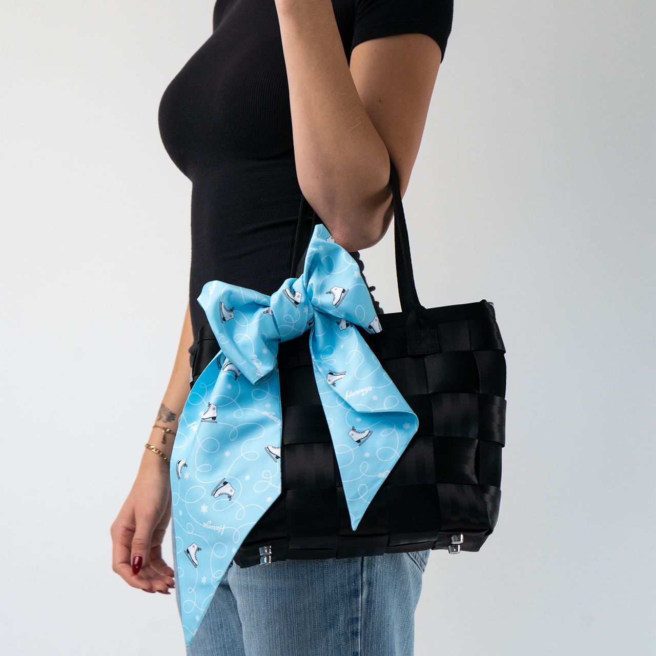 Scarf / Harveys On Ice