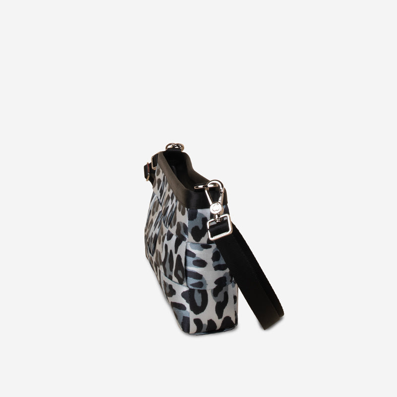 Convertible Clutch / Ice Leopard