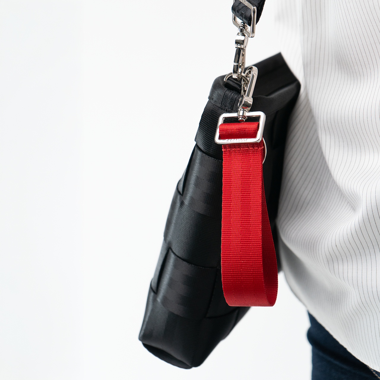 4 Panel Keychain / Scarlet