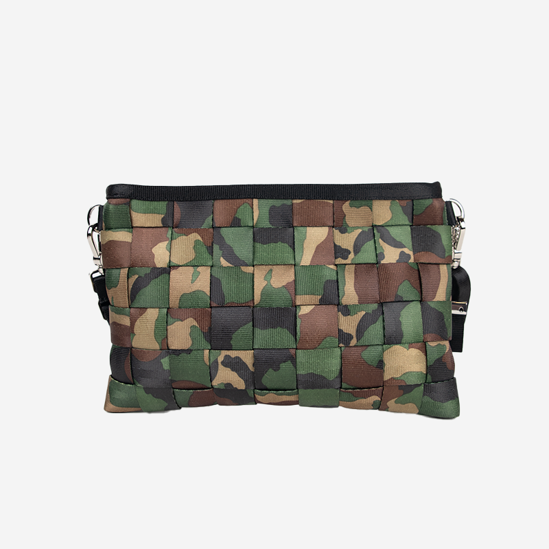 Front view Large hip pack camo