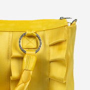 detailsbuttercuplolasatchelcloseup