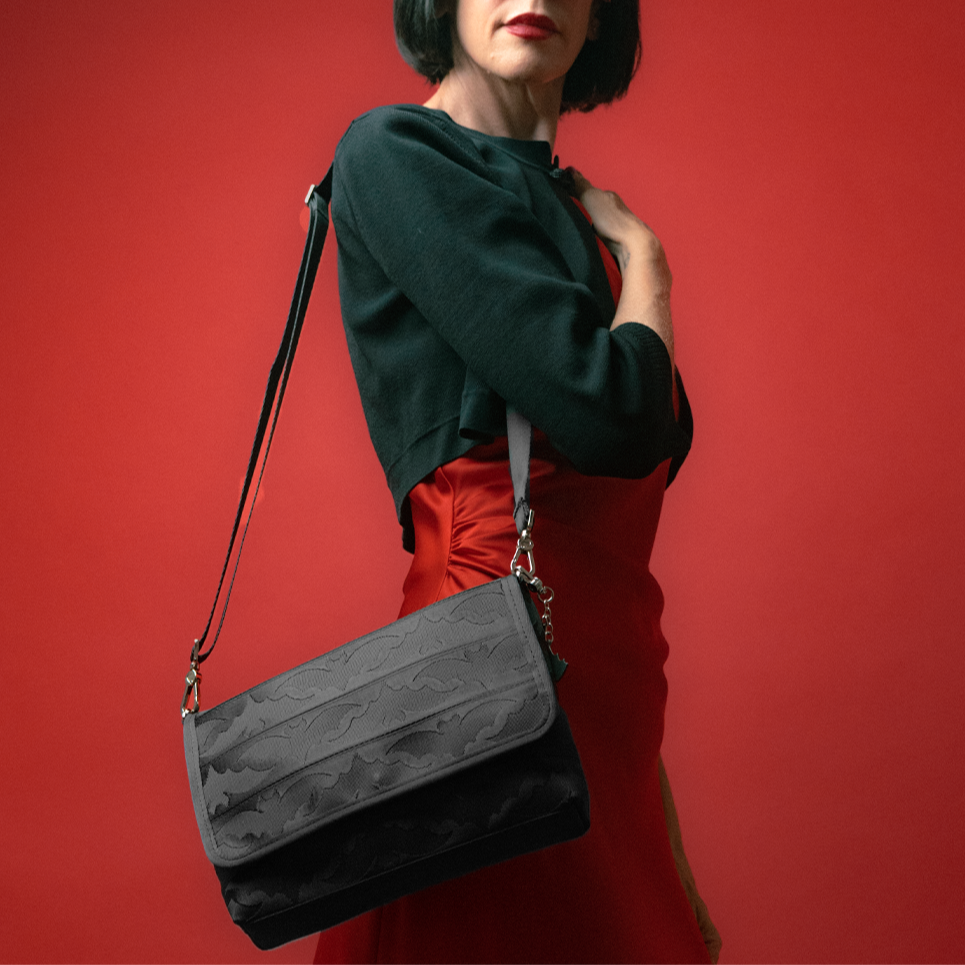 Medium Foldover Crossbody / Release The Bats