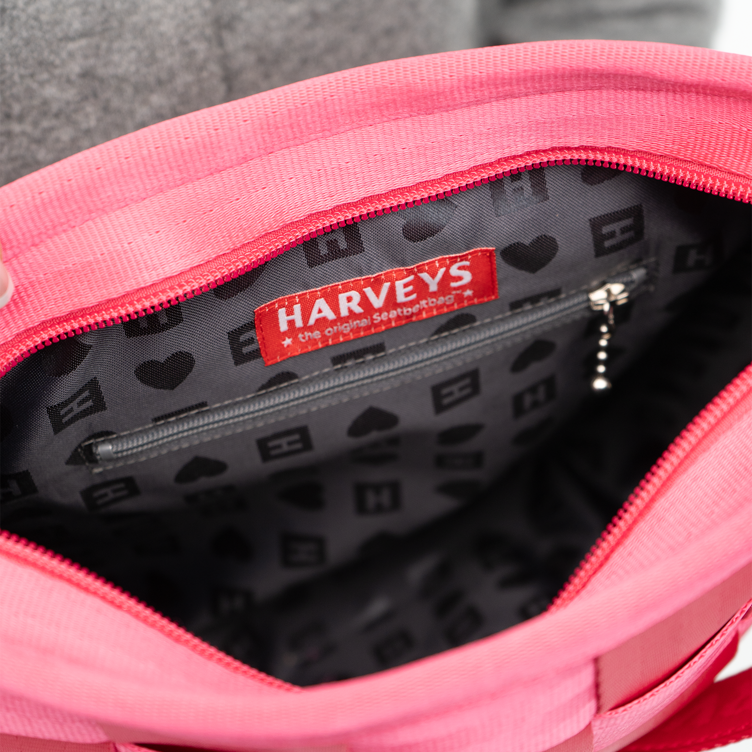 The inside of a Mini Messenger in Melon