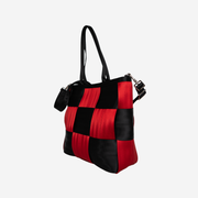The side of a Queen Of Hearts Medium Audrey Tote