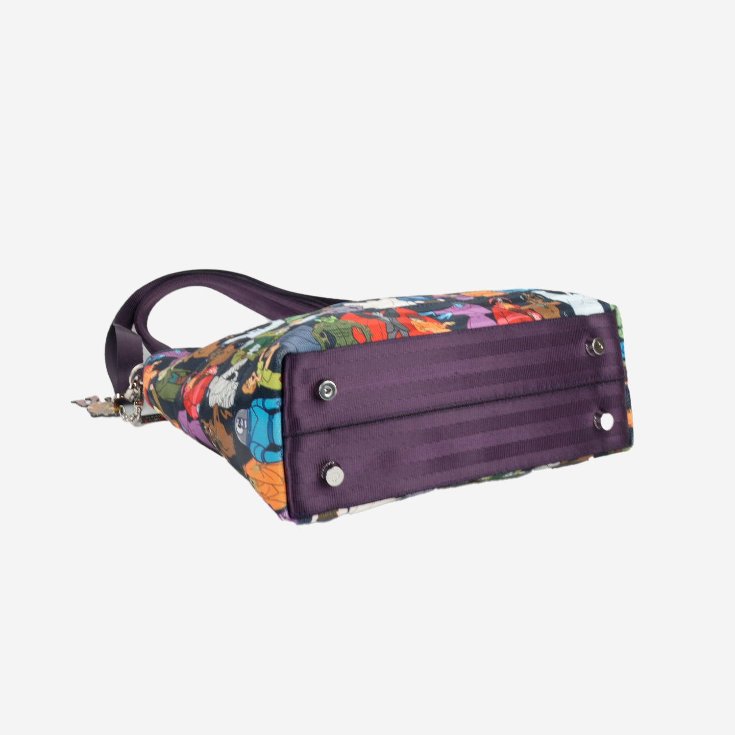 The bottom of a Mini Streamline Tote in Scooby-Doo Monsters