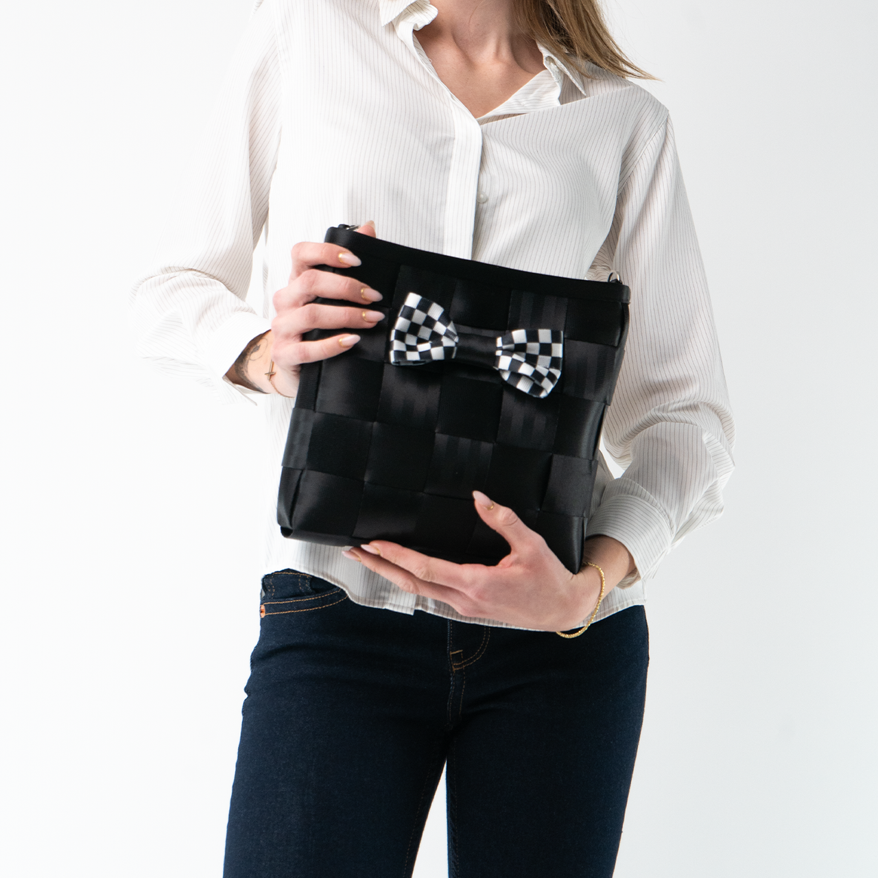 Seatbelt Bow / Black N White