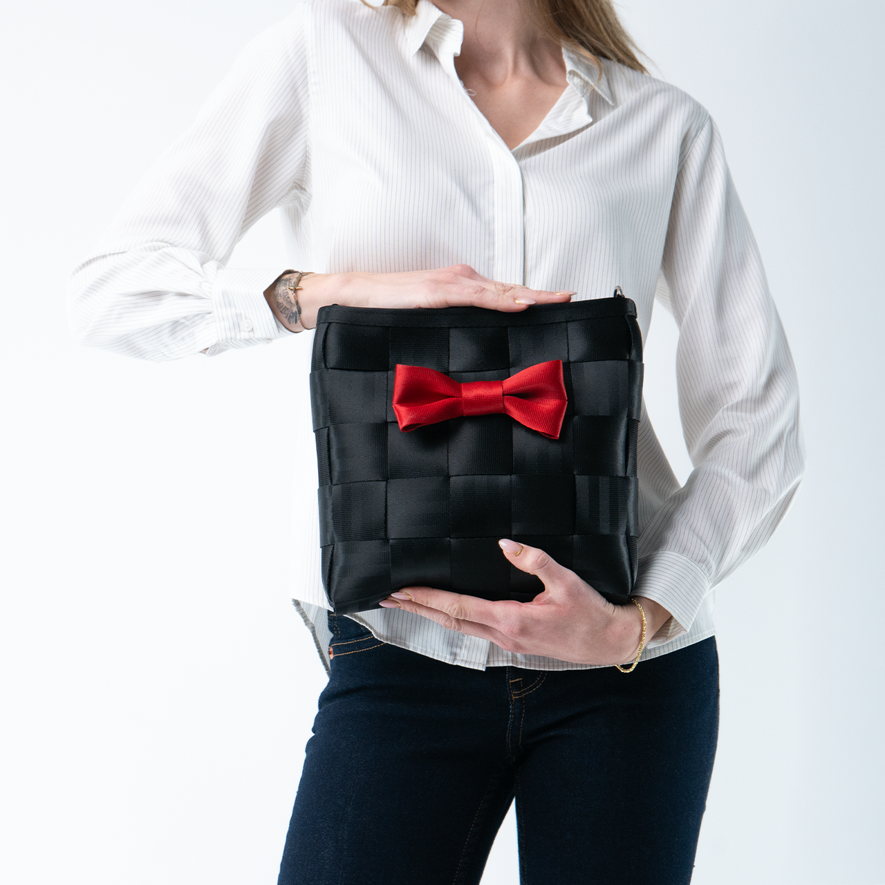 Seatbelt Bow / Scarlet